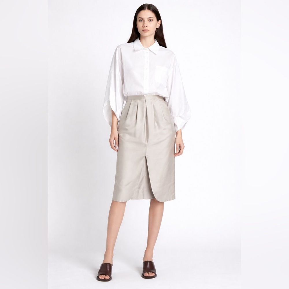 Giorgio Armani Runway Off White/Light Grey Silk Skirt, Size 6